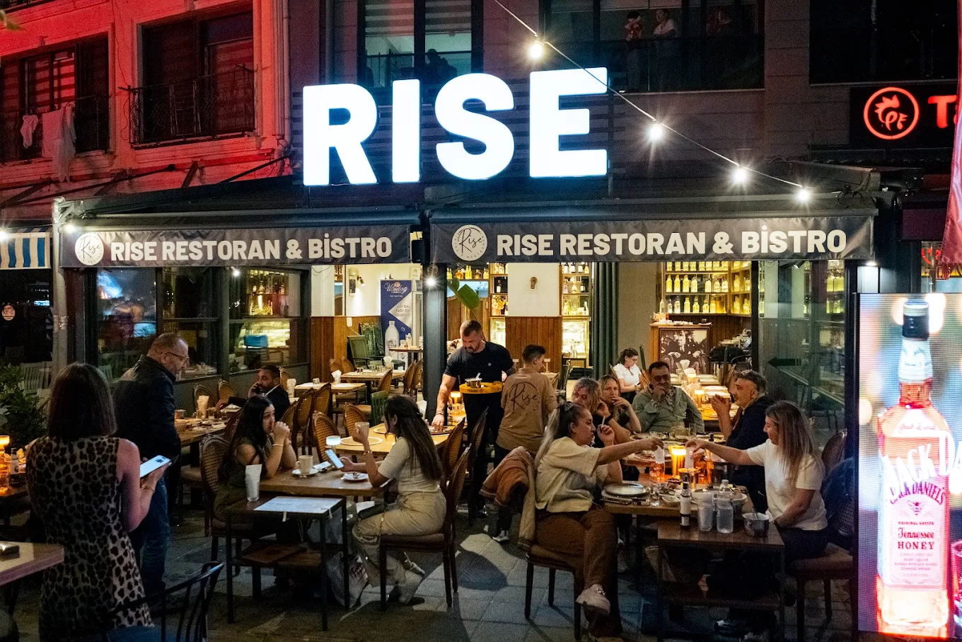 Rise Bistro Restaurant Interior
